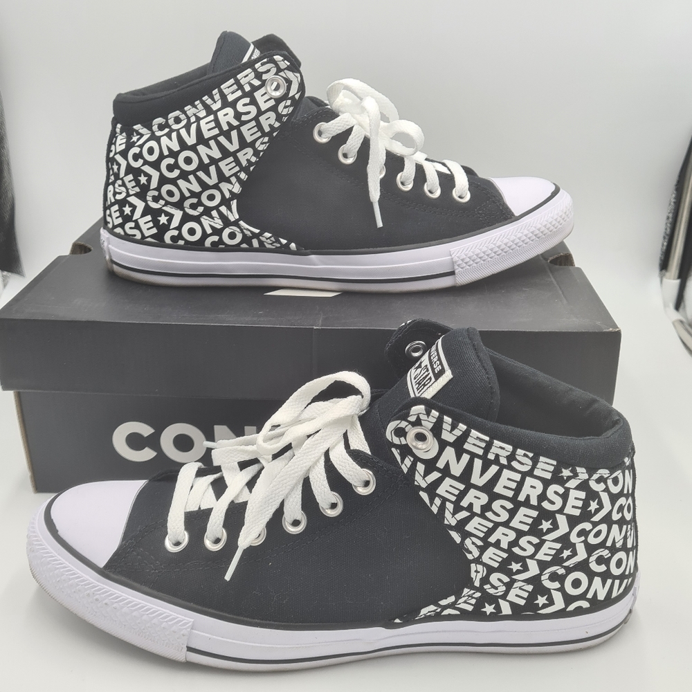 CONVERSE Chuck Taylor High Tops size 9.5 men's